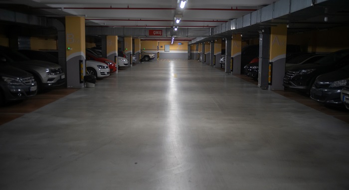 固化劑地坪施工技巧：實現(xiàn)高質(zhì)量的施工效果