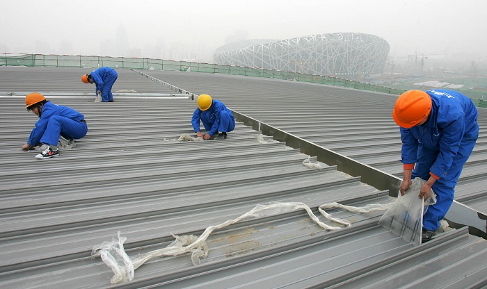 彩鋼屋面翻新方案設(shè)計：煥新外觀與優(yōu)化功能