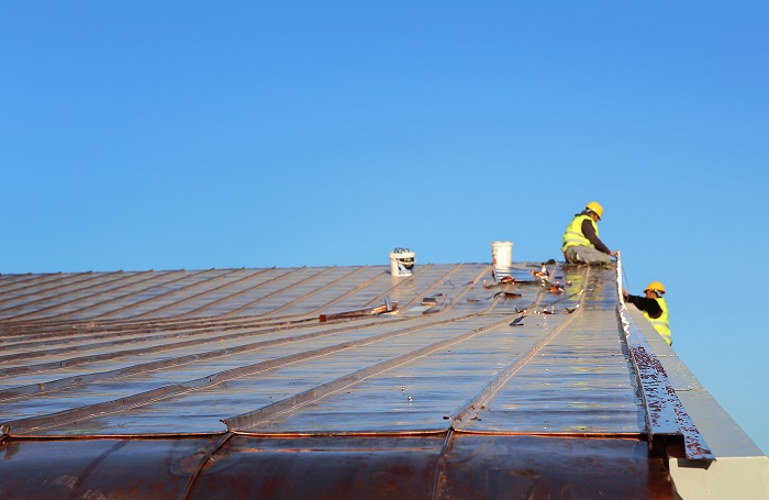 彩鋼屋面翻新的抗腐蝕性能與耐久性分析