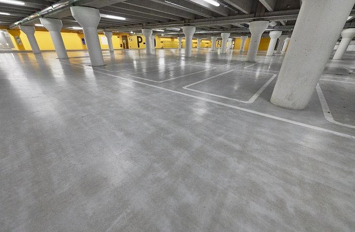 固化劑地坪漆的耐溫性能：適用于高溫環(huán)境