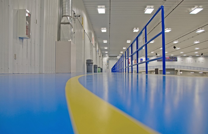 固化劑地坪漆的防水性能：濕環(huán)境下的選擇