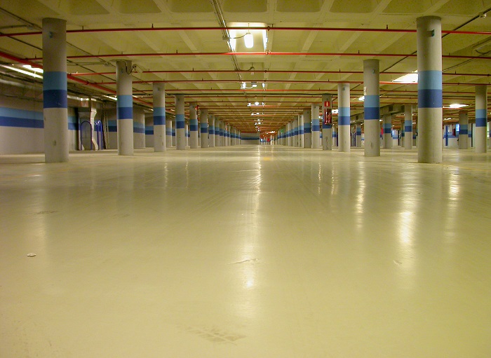 固化劑地坪是什么?一窺堅(jiān)固、耐磨的地面涂裝