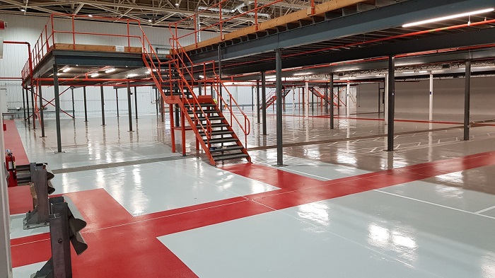 廠房環(huán)氧地坪漆：打造堅(jiān)固耐用的工業(yè)地板