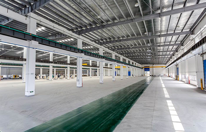 廠房彩鋼屋頂漏水維修：解決問題的關(guān)鍵步驟