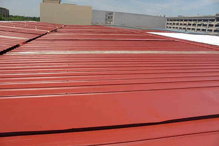 彩鋼屋面廠房翻新保養(yǎng)噴漆改色：重塑廠房新面貌的關(guān)鍵步驟